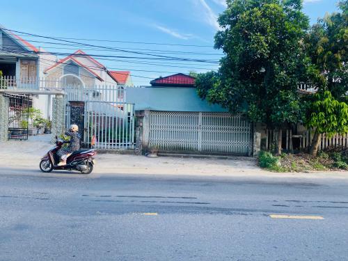 Nhà đẹp 2 tầng BTCT, hẻm xe hơi Tân Bình, gần 70m2 chỉ 7.2 tỷ